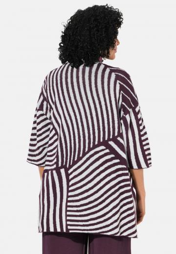 Жаккардовая вязаная кофта