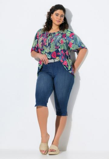 Короткие джинсы