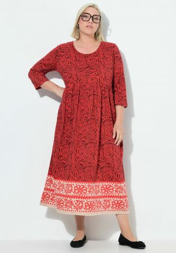 Вязаное платье