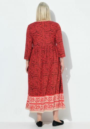 Вязаное платье