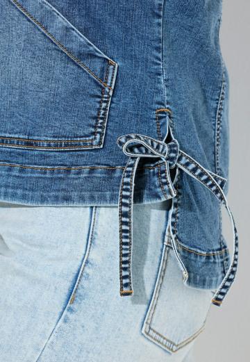 Джинсовая куртка