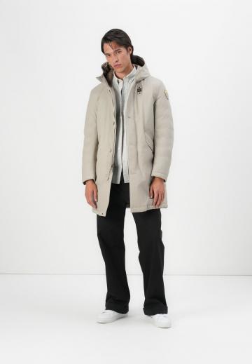 Зимняя куртка