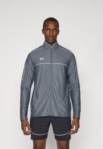 Спортивная куртка