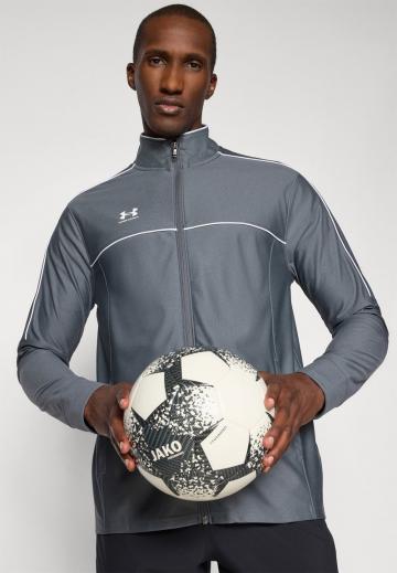 Спортивная куртка