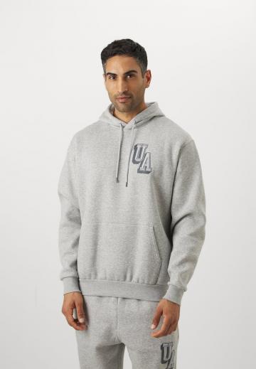 Спортивная кофта