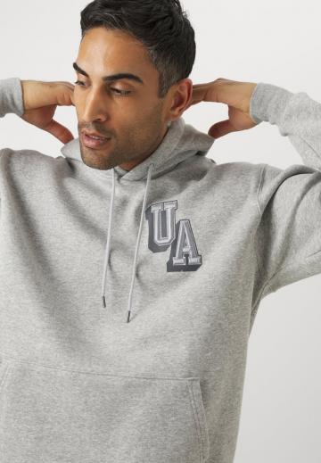 Спортивная кофта