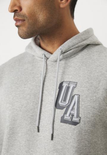 Спортивная кофта