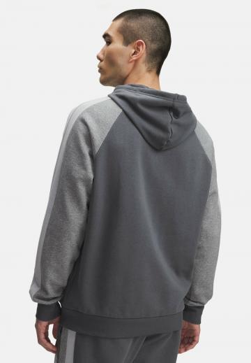 Спортивная кофта