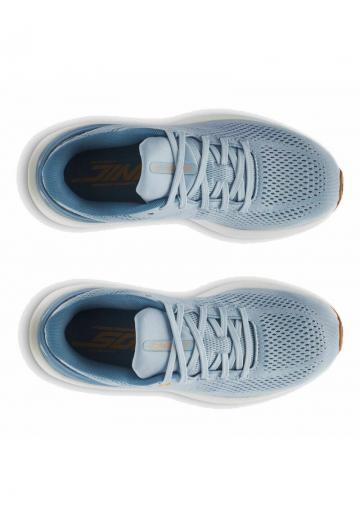 Беговые кроссовки