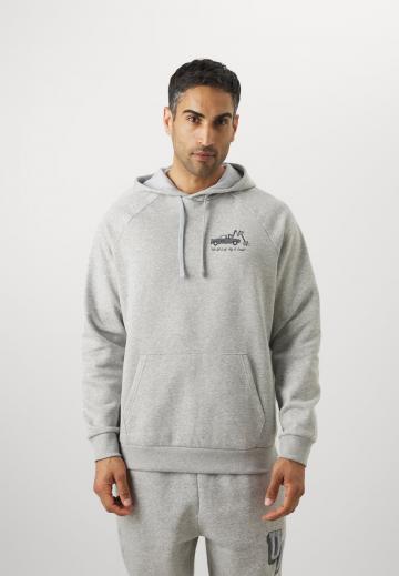 Спортивная кофта