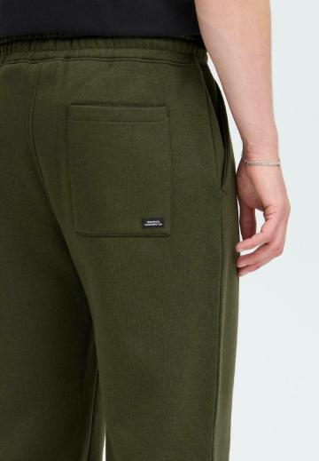 Спортивные штаны