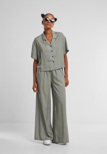 Атласная блузка