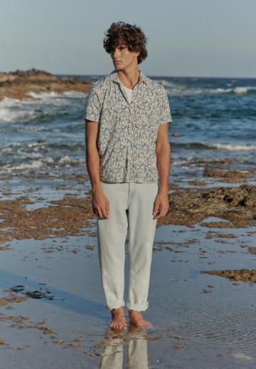 Прямые джинсы