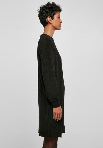 Вязаное платье