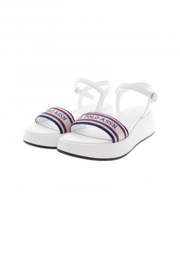 Босоножки на танкетке