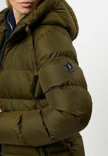 Зимняя куртка