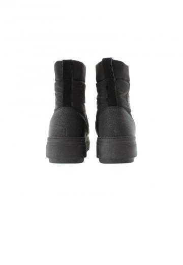 Зимние ботинки