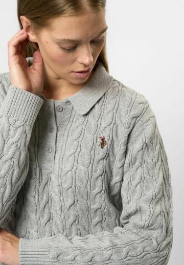 Пуловер с воротником поло