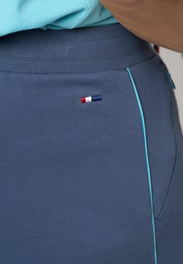 Спортивные штаны