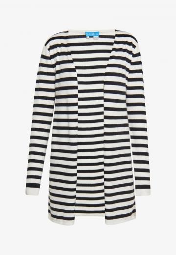 Длинный жилет