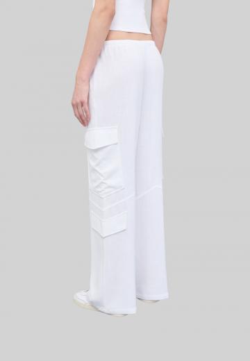 Брюки с накладными карманами