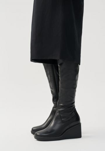 Сапоги на платформе