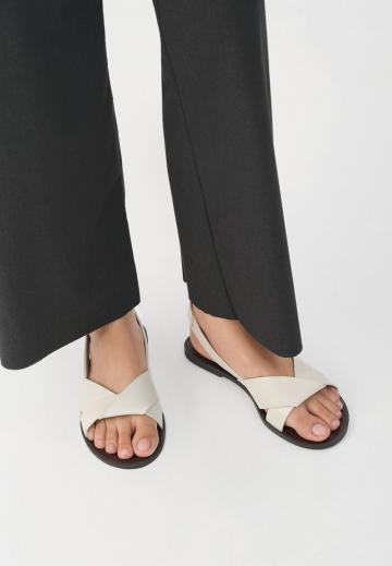 Гандбольные кроссовки