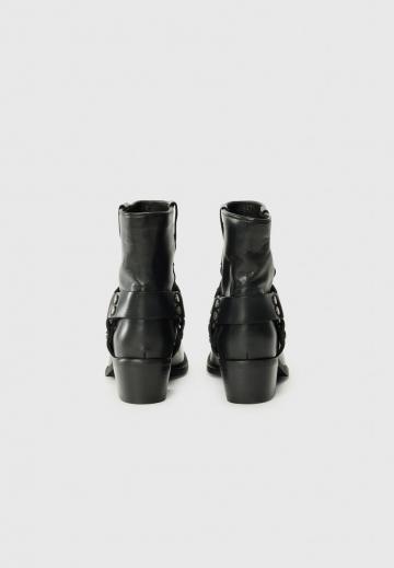 Ковбойские сапожки