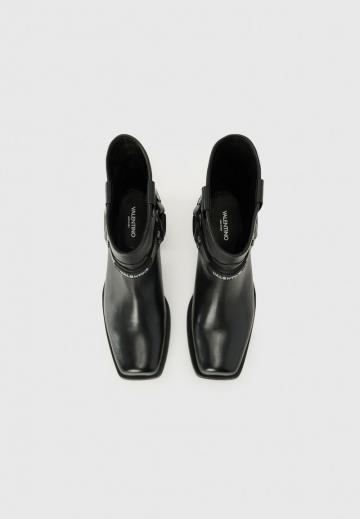 Ковбойские сапожки