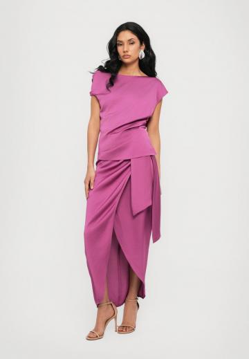 Атласная блузка