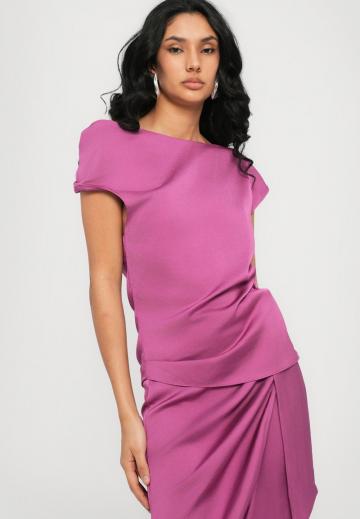 Атласная блузка