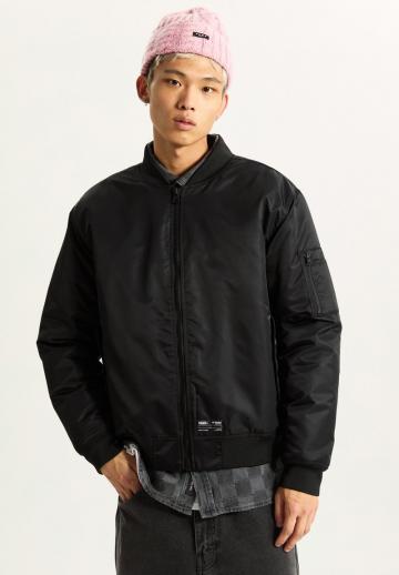 Куртка бомбер