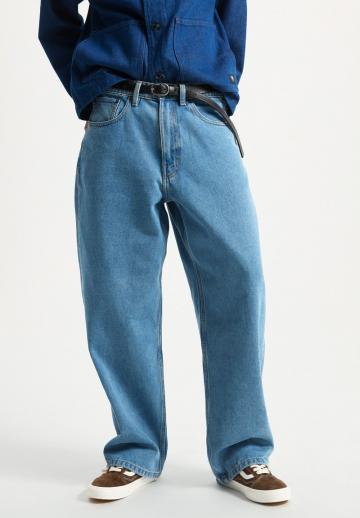 Свободные джинсы