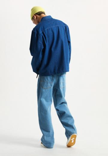 Свободные джинсы