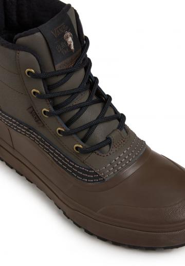 Ботинки на шнуровке