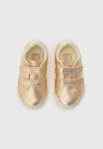 Детская обувь