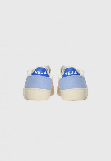 Детская обувь