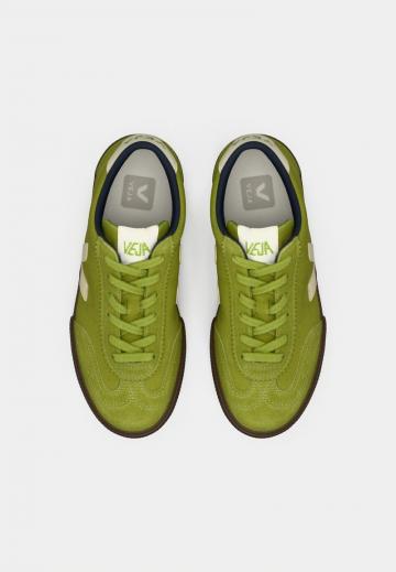 Гандбольные кроссовки