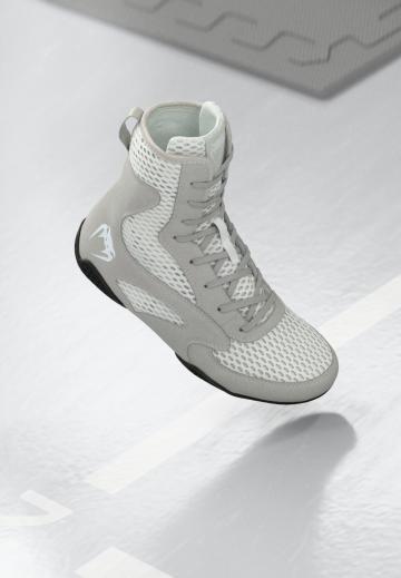 Тренировочные кроссовки