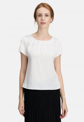 Атласная блузка