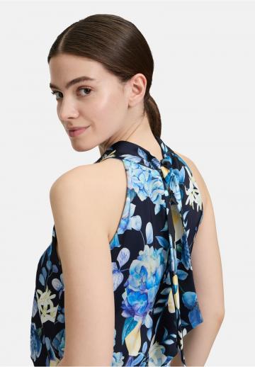 Короткое платье