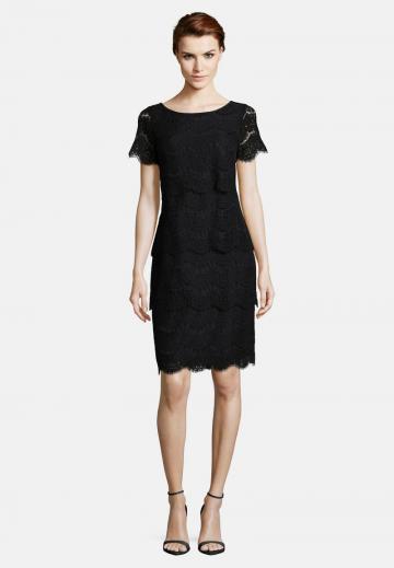 Платье футляр