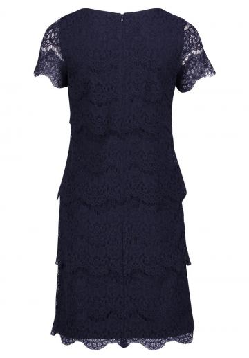 Платье футляр