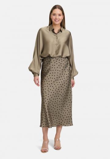 Атласная блузка