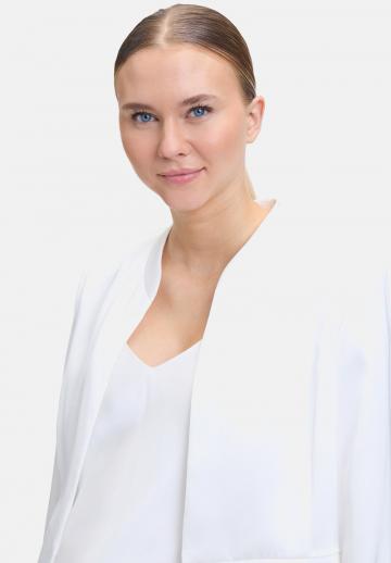 Короткий блейзер