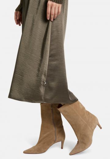 Вязаное платье