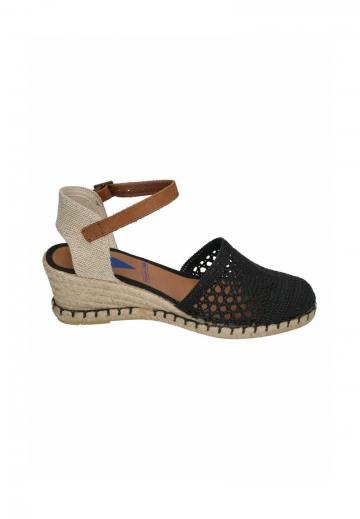 Туфли на танкетке