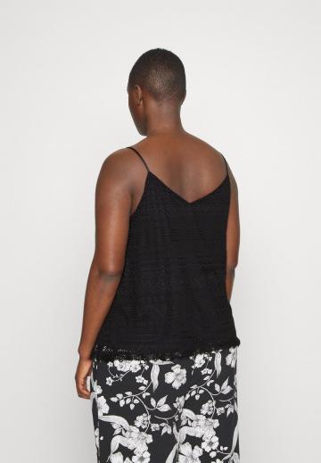 Топ на бретельках