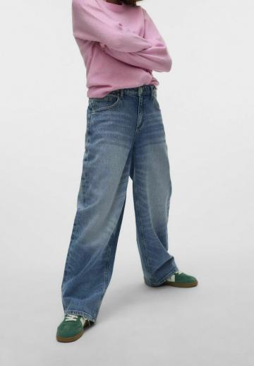 Джинсы