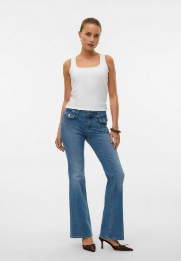 Клешеные джинсы